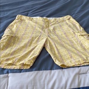 EUC LRG cargo shorts